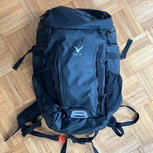 hynes eagle backpack black used